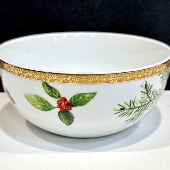 Coupe Cereal Bowl, "Holiday Laurel", by St Nicholas Square, 18 Karat Gold Band - Picture 3 of 4